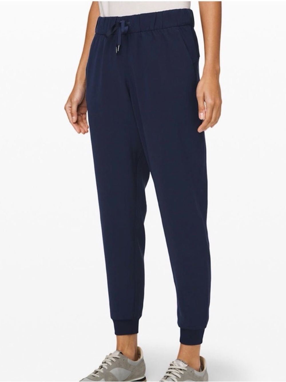 Lululemon On The Fly Jogger
